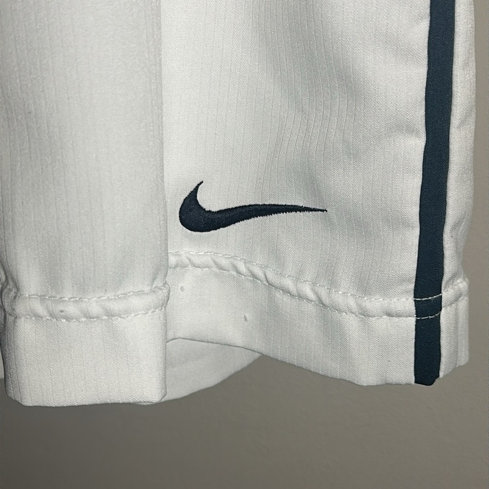 Nike Y2K White Men's Shorts with gray line - Picture 2 of 11